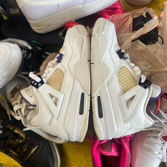 Jordan White and purple Retro Nike Air Jordan 4 preowned $150 obo - Picture 6 of 6